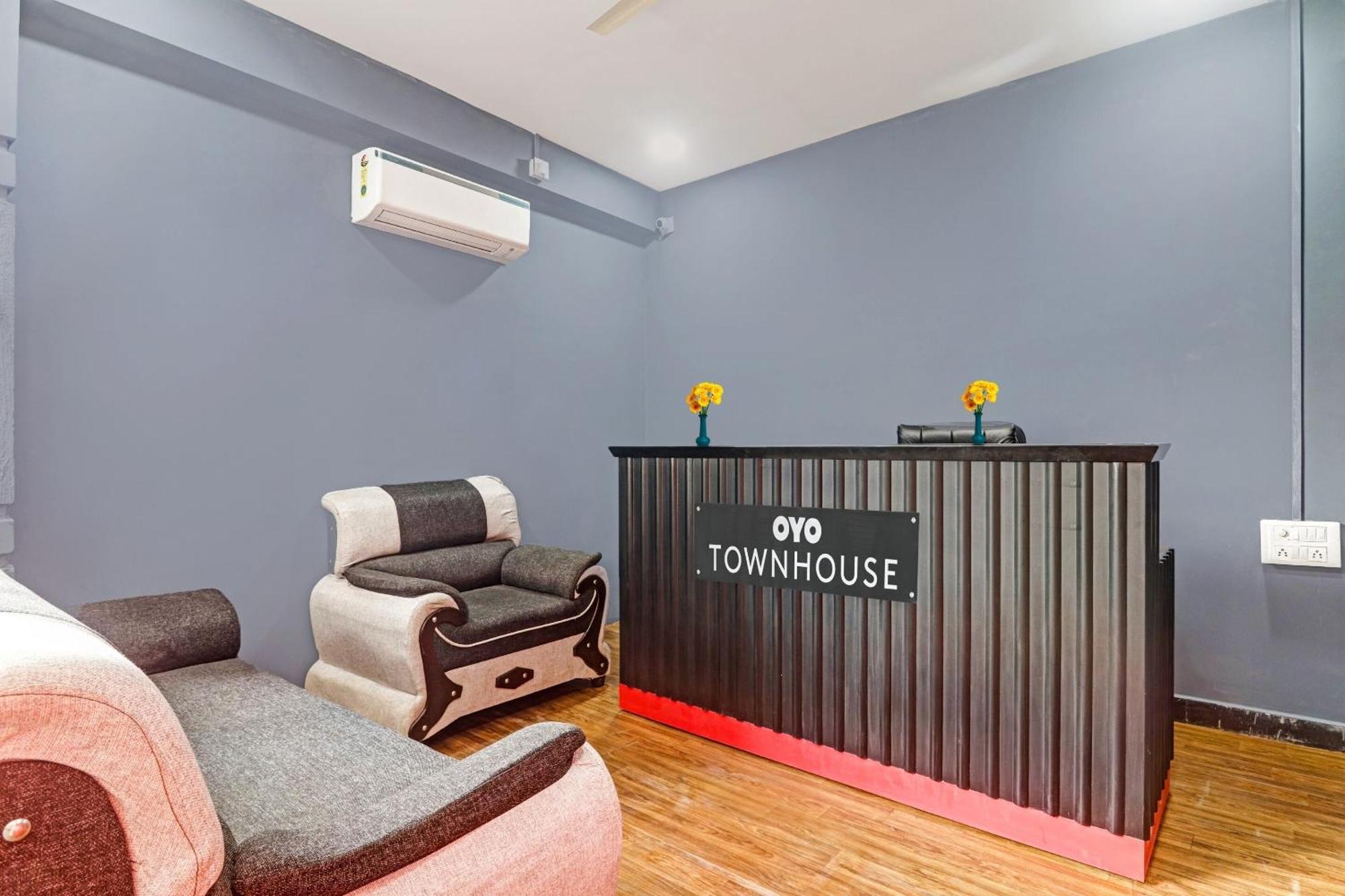 Super Townhouse Hitech City Madhapur Ngoại thất bức ảnh